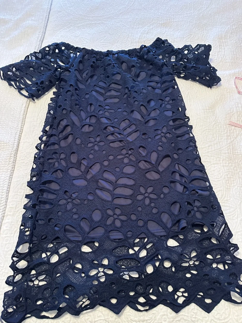 Off-Shoulder Navy Blue Cutout Lace Dress - Picture 4 of 10
